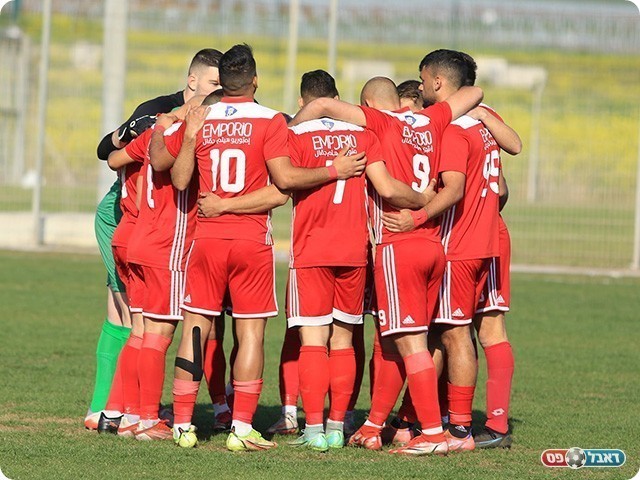 חוסר הניסיון הכריע. שחקני ערערה (דאפר מחאמיד)